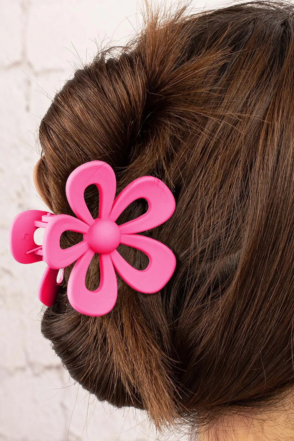 Black Sweet Hollowed Flower Shape Claw Clip