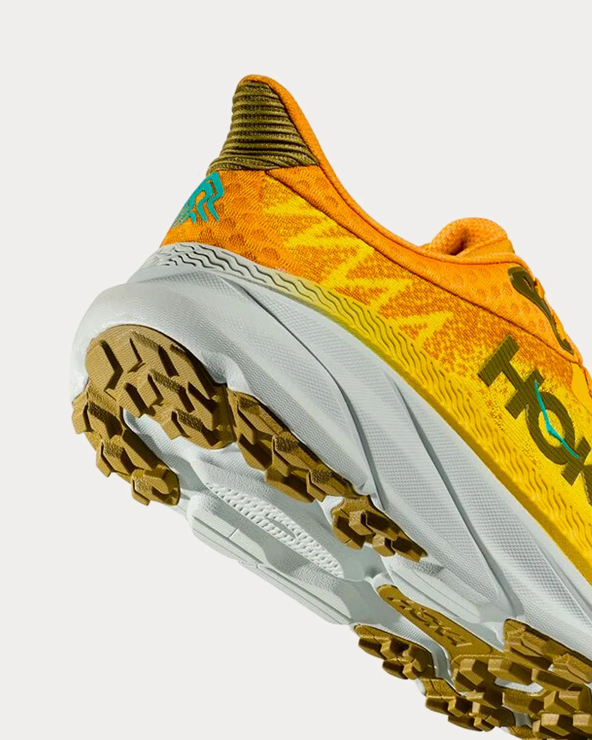 Challenger 7 Passion Fruit / Golden Yellow Running Shoes