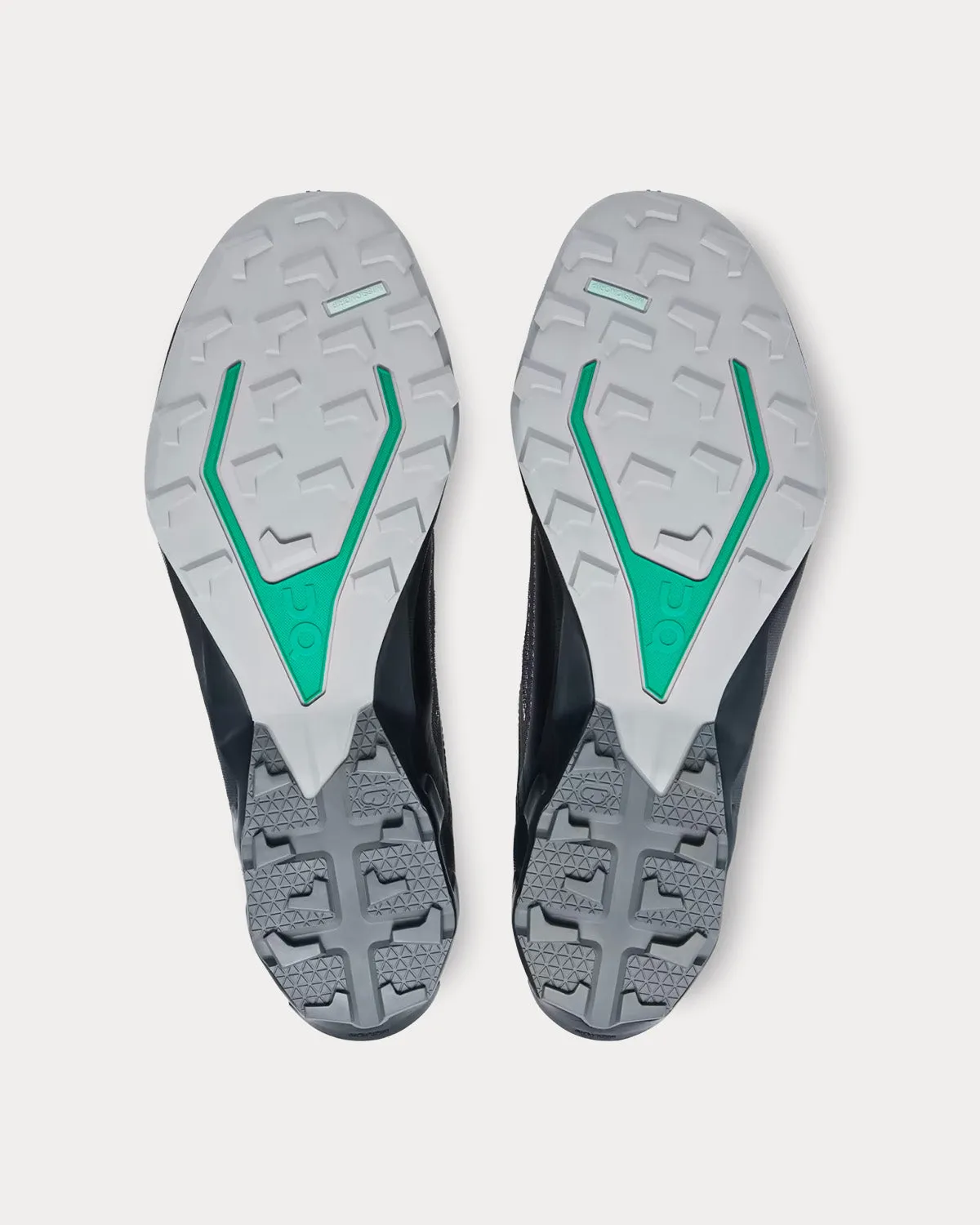 Cloudventure Peak 3 Black / Glacier Running Shoes