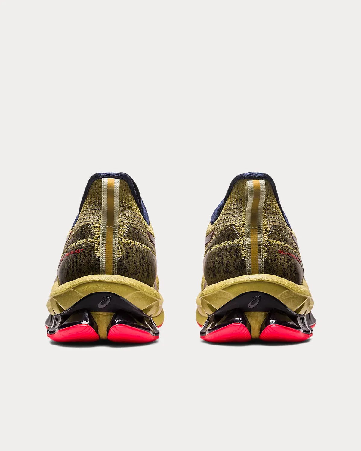 Gel-Kinsei Blast LE 2 Olive Oil / Electric Red Running Shoes