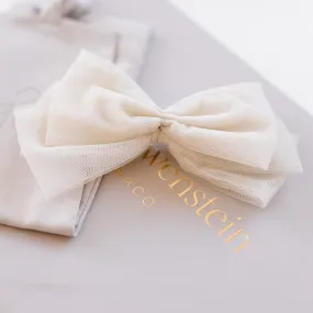 Light tulle bow