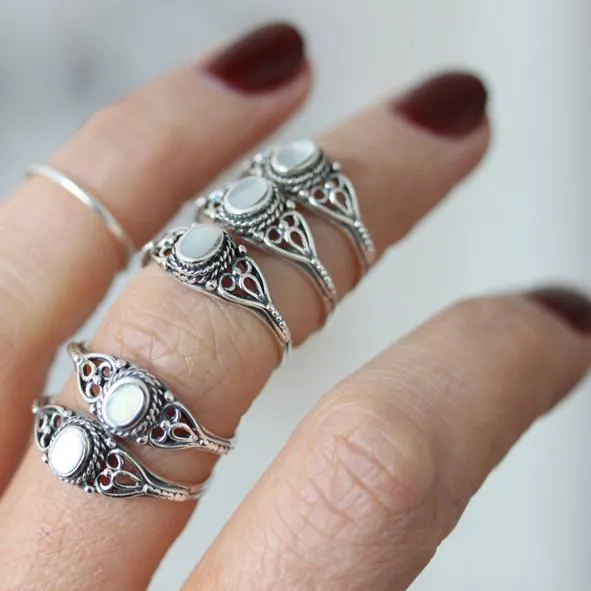 SEA GYPSY. Antique Mother of Pearl Ring